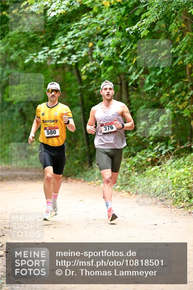 11.10.2026 - Bramfelder Halbmarathon 2026 Dr. Thomas Lammeyer http://msf.ph/oto/10818501 11.10.2026 10:04:51 Laufen 580, 376 meine-sportfotos.de