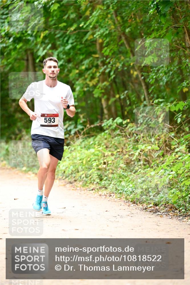 11.10.2026 - Bramfelder Halbmarathon 2026 Dr. Thomas Lammeyer http://msf.ph/oto/10818522 11.10.2026 10:05:42 Laufen 593 meine-sportfotos.de