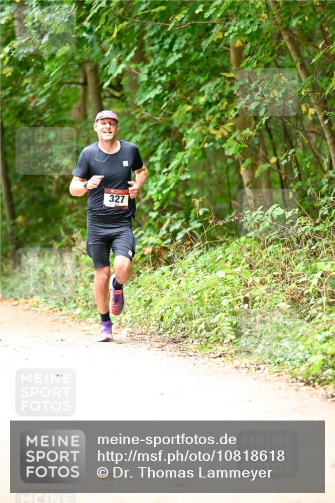 11.10.2026 - Bramfelder Halbmarathon 2026 Dr. Thomas Lammeyer http://msf.ph/oto/10818618 11.10.2026 10:06:51 Laufen 327 meine-sportfotos.de