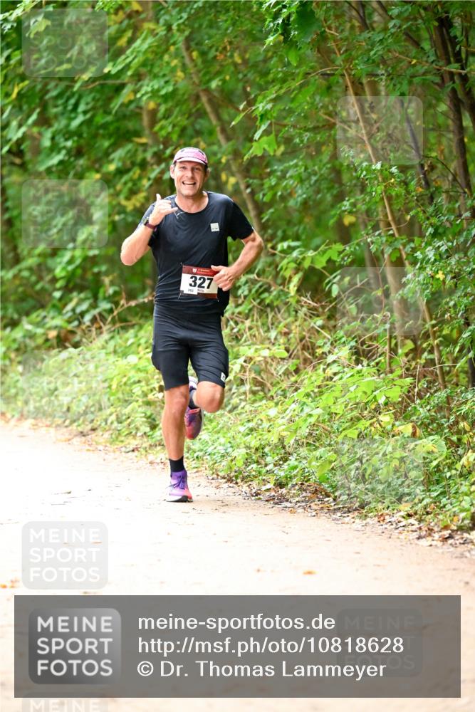 11.10.2026 - Bramfelder Halbmarathon 2026 Dr. Thomas Lammeyer http://msf.ph/oto/10818628 11.10.2026 10:06:53 Laufen 327, 262 meine-sportfotos.de