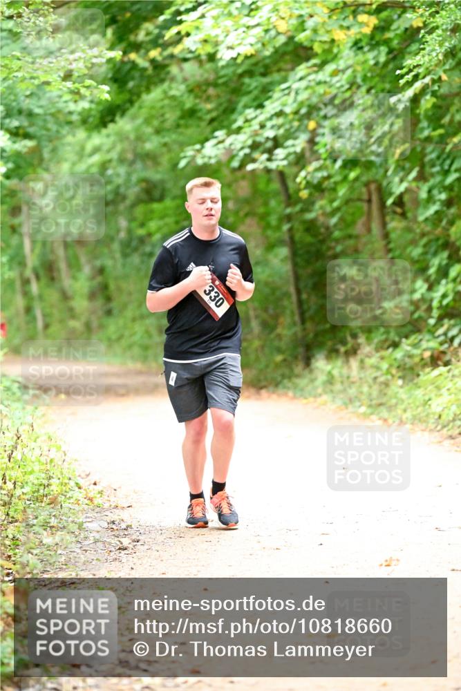 11.10.2026 - Bramfelder Halbmarathon 2026 Dr. Thomas Lammeyer http://msf.ph/oto/10818660 11.10.2026 10:07:29 Laufen 330 meine-sportfotos.de