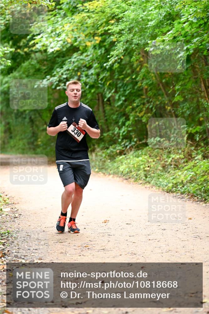 11.10.2026 - Bramfelder Halbmarathon 2026 Dr. Thomas Lammeyer http://msf.ph/oto/10818668 11.10.2026 10:07:30 Laufen 330 meine-sportfotos.de