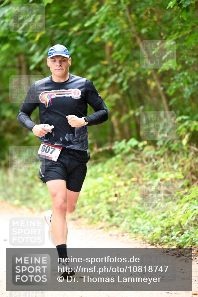 11.10.2026 - Bramfelder Halbmarathon 2026 Dr. Thomas Lammeyer http://msf.ph/oto/10818747 11.10.2026 10:08:40 Laufen 607, 25, 0161 meine-sportfotos.de