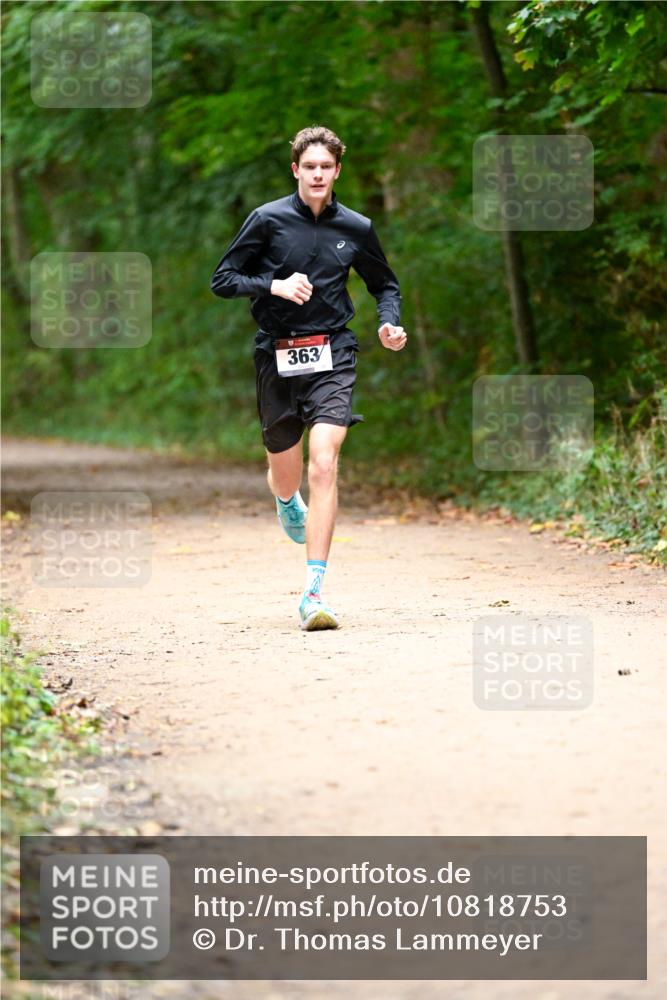 11.10.2026 - Bramfelder Halbmarathon 2026 Dr. Thomas Lammeyer http://msf.ph/oto/10818753 11.10.2026 10:09:05 Laufen 363 meine-sportfotos.de