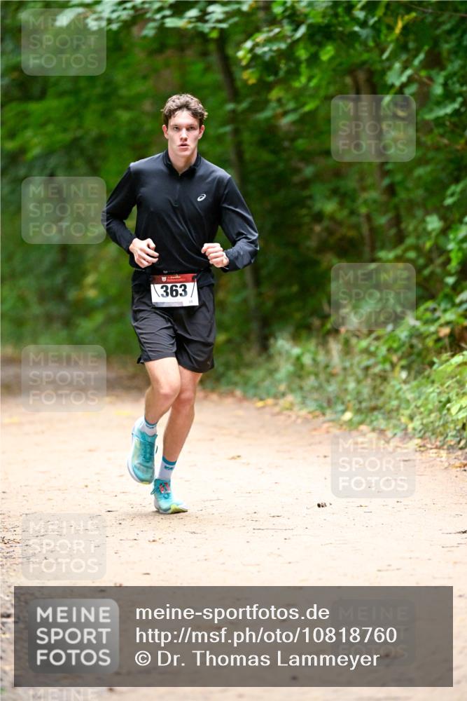 11.10.2026 - Bramfelder Halbmarathon 2026 Dr. Thomas Lammeyer http://msf.ph/oto/10818760 11.10.2026 10:09:06 Laufen 363 meine-sportfotos.de