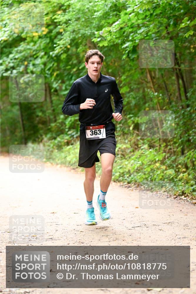 11.10.2026 - Bramfelder Halbmarathon 2026 Dr. Thomas Lammeyer http://msf.ph/oto/10818775 11.10.2026 10:09:08 Laufen 363 meine-sportfotos.de