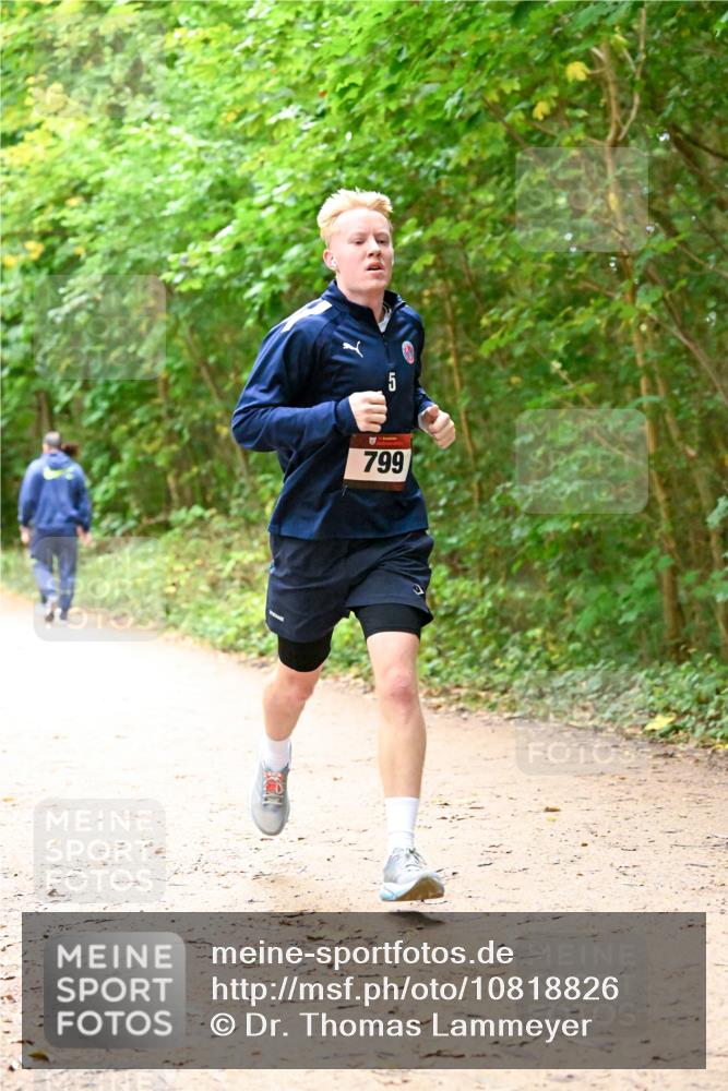 11.10.2026 - Bramfelder Halbmarathon 2026 Dr. Thomas Lammeyer http://msf.ph/oto/10818826 11.10.2026 10:09:32 Laufen 5, 799 meine-sportfotos.de