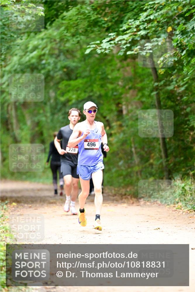 11.10.2026 - Bramfelder Halbmarathon 2026 Dr. Thomas Lammeyer http://msf.ph/oto/10818831 11.10.2026 10:09:44 Laufen 228, 496 meine-sportfotos.de