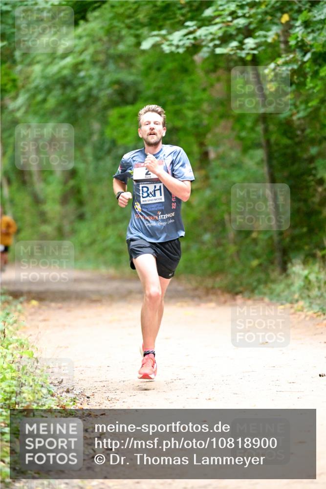 11.10.2026 - Bramfelder Halbmarathon 2026 Dr. Thomas Lammeyer http://msf.ph/oto/10818900 11.10.2026 10:10:21 Laufen  meine-sportfotos.de