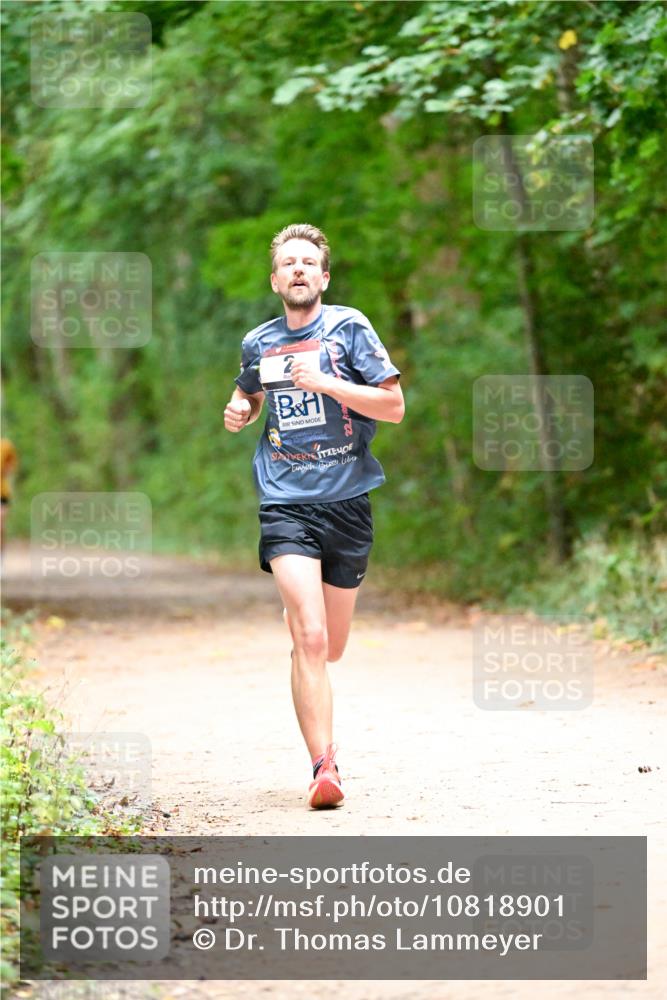 11.10.2026 - Bramfelder Halbmarathon 2026 Dr. Thomas Lammeyer http://msf.ph/oto/10818901 11.10.2026 10:10:21 Laufen  meine-sportfotos.de