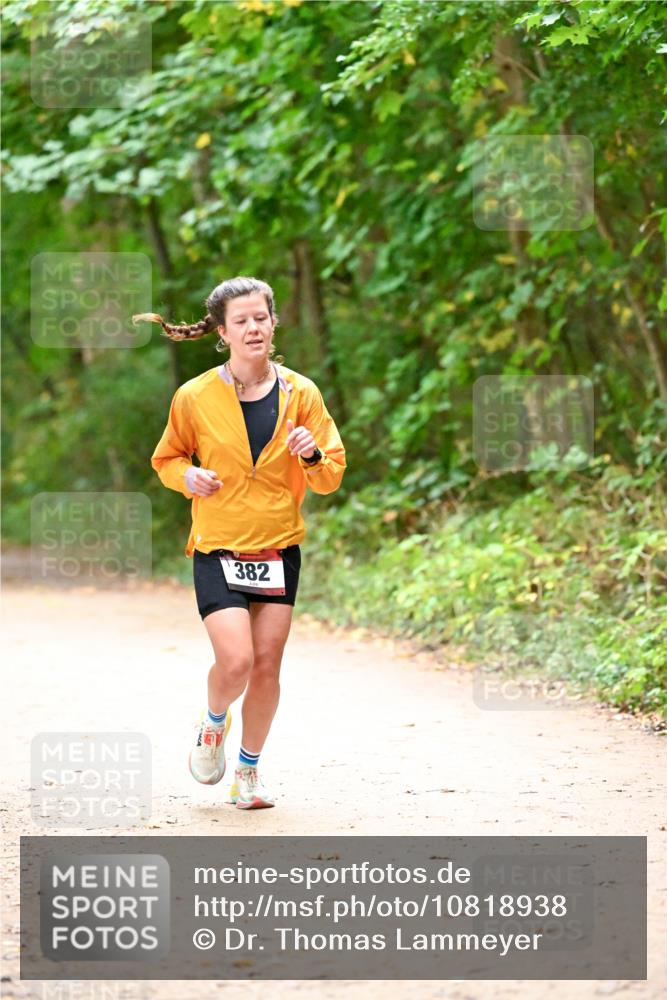 11.10.2026 - Bramfelder Halbmarathon 2026 Dr. Thomas Lammeyer http://msf.ph/oto/10818938 11.10.2026 10:10:32 Laufen 382 meine-sportfotos.de