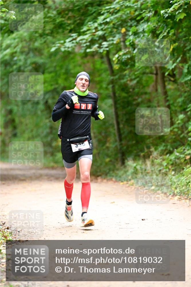 11.10.2026 - Bramfelder Halbmarathon 2026 Dr. Thomas Lammeyer http://msf.ph/oto/10819032 11.10.2026 10:11:12 Laufen 267, 336 meine-sportfotos.de