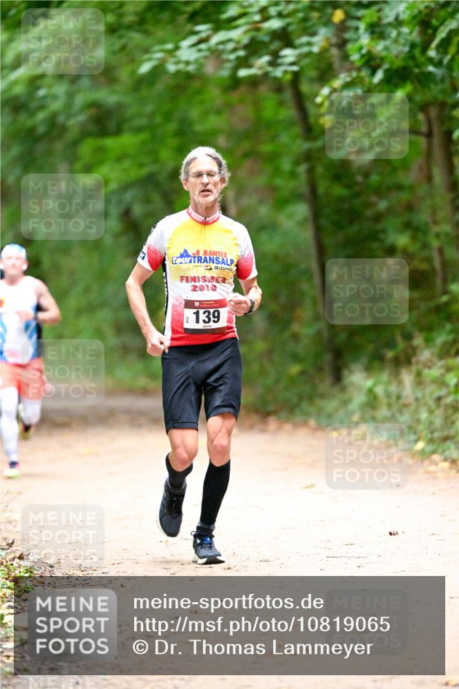 11.10.2026 - Bramfelder Halbmarathon 2026 Dr. Thomas Lammeyer http://msf.ph/oto/10819065 11.10.2026 10:11:19 Laufen 2010, 259, 139 meine-sportfotos.de