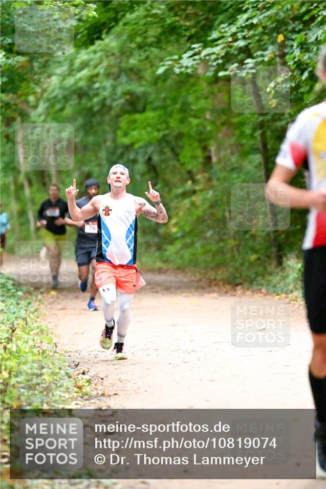 11.10.2026 - Bramfelder Halbmarathon 2026 Dr. Thomas Lammeyer http://msf.ph/oto/10819074 11.10.2026 10:11:21 Laufen  meine-sportfotos.de