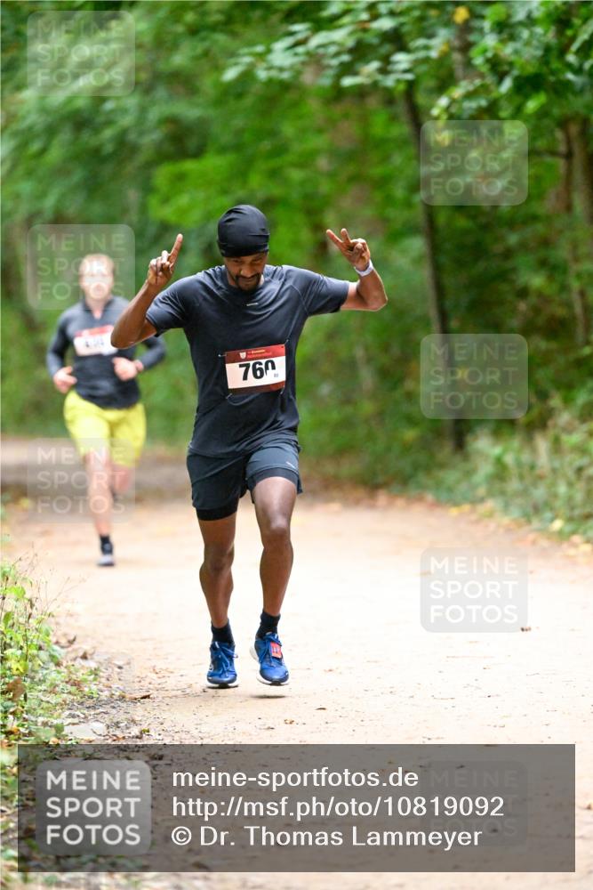 11.10.2026 - Bramfelder Halbmarathon 2026 Dr. Thomas Lammeyer http://msf.ph/oto/10819092 11.10.2026 10:11:25 Laufen 760 meine-sportfotos.de