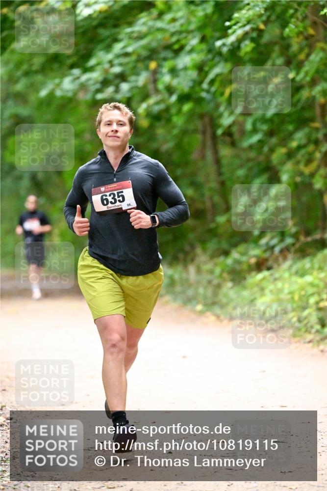 11.10.2026 - Bramfelder Halbmarathon 2026 Dr. Thomas Lammeyer http://msf.ph/oto/10819115 11.10.2026 10:11:29 Laufen 635, 98 meine-sportfotos.de