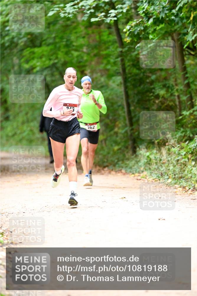 11.10.2026 - Bramfelder Halbmarathon 2026 Dr. Thomas Lammeyer http://msf.ph/oto/10819188 11.10.2026 10:12:24 Laufen 25, 262 meine-sportfotos.de