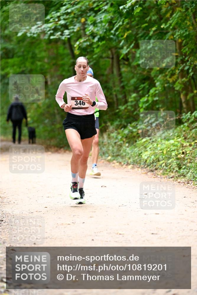 11.10.2026 - Bramfelder Halbmarathon 2026 Dr. Thomas Lammeyer http://msf.ph/oto/10819201 11.10.2026 10:12:26 Laufen 346 meine-sportfotos.de