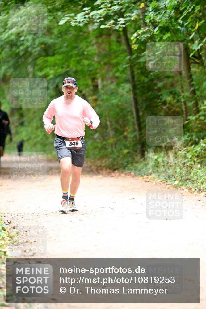 11.10.2026 - Bramfelder Halbmarathon 2026 Dr. Thomas Lammeyer http://msf.ph/oto/10819253 11.10.2026 10:12:45 Laufen 349 meine-sportfotos.de