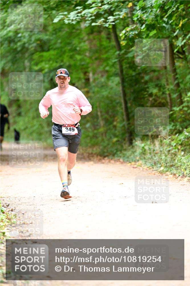 11.10.2026 - Bramfelder Halbmarathon 2026 Dr. Thomas Lammeyer http://msf.ph/oto/10819254 11.10.2026 10:12:45 Laufen 349 meine-sportfotos.de