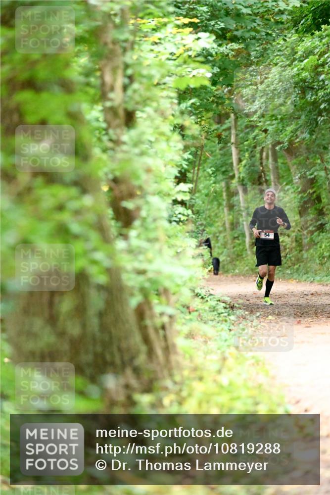 11.10.2026 - Bramfelder Halbmarathon 2026 Dr. Thomas Lammeyer http://msf.ph/oto/10819288 11.10.2026 10:13:08 Laufen 54 meine-sportfotos.de