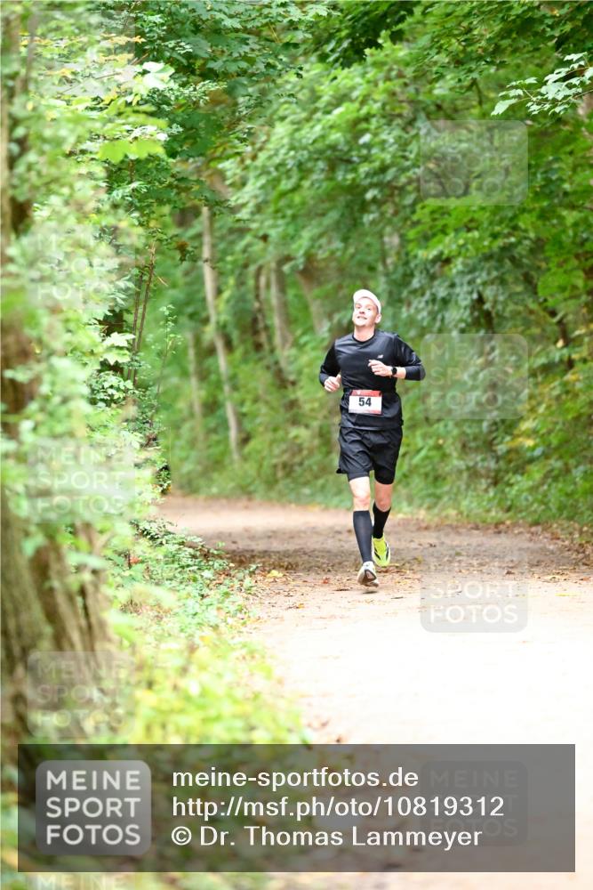 11.10.2026 - Bramfelder Halbmarathon 2026 Dr. Thomas Lammeyer http://msf.ph/oto/10819312 11.10.2026 10:13:11 Laufen 54 meine-sportfotos.de