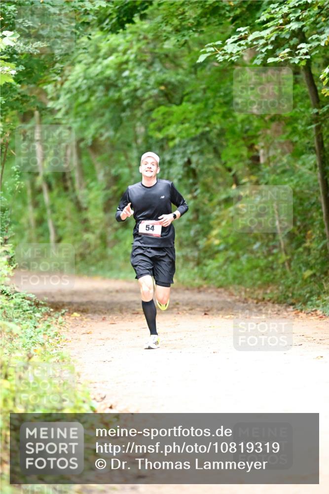 11.10.2026 - Bramfelder Halbmarathon 2026 Dr. Thomas Lammeyer http://msf.ph/oto/10819319 11.10.2026 10:13:13 Laufen 54 meine-sportfotos.de