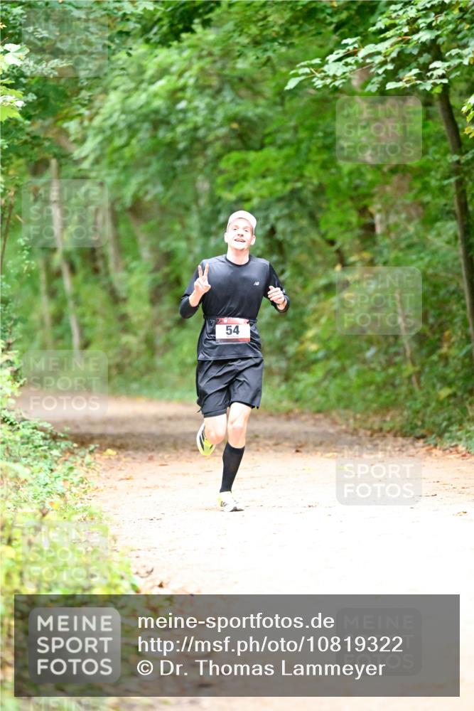 11.10.2026 - Bramfelder Halbmarathon 2026 Dr. Thomas Lammeyer http://msf.ph/oto/10819322 11.10.2026 10:13:13 Laufen 54 meine-sportfotos.de