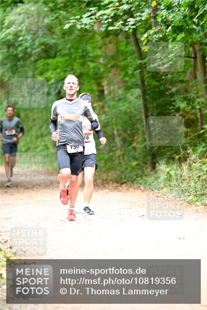 11.10.2026 - Bramfelder Halbmarathon 2026 Dr. Thomas Lammeyer http://msf.ph/oto/10819356 11.10.2026 10:13:30 Laufen 730, 16 meine-sportfotos.de