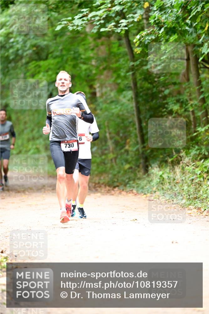 11.10.2026 - Bramfelder Halbmarathon 2026 Dr. Thomas Lammeyer http://msf.ph/oto/10819357 11.10.2026 10:13:30 Laufen 730 meine-sportfotos.de