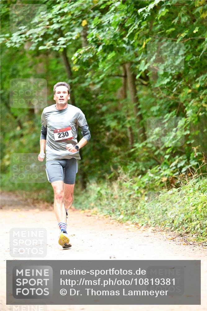 11.10.2026 - Bramfelder Halbmarathon 2026 Dr. Thomas Lammeyer http://msf.ph/oto/10819381 11.10.2026 10:13:36 Laufen 230 meine-sportfotos.de