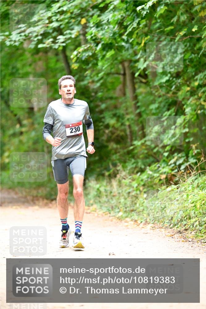 11.10.2026 - Bramfelder Halbmarathon 2026 Dr. Thomas Lammeyer http://msf.ph/oto/10819383 11.10.2026 10:13:36 Laufen 230 meine-sportfotos.de