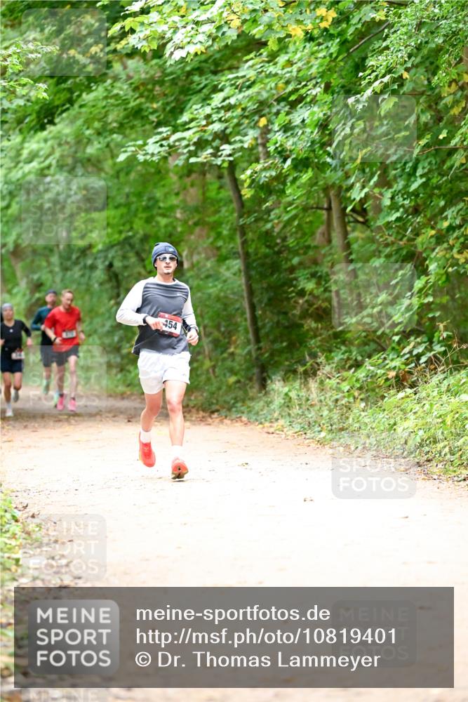 11.10.2026 - Bramfelder Halbmarathon 2026 Dr. Thomas Lammeyer http://msf.ph/oto/10819401 11.10.2026 10:13:39 Laufen 454 meine-sportfotos.de