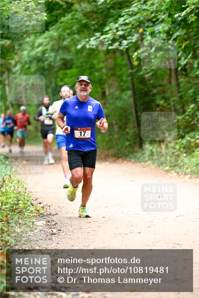 11.10.2026 - Bramfelder Halbmarathon 2026 Dr. Thomas Lammeyer http://msf.ph/oto/10819481 11.10.2026 10:13:54 Laufen 17 meine-sportfotos.de