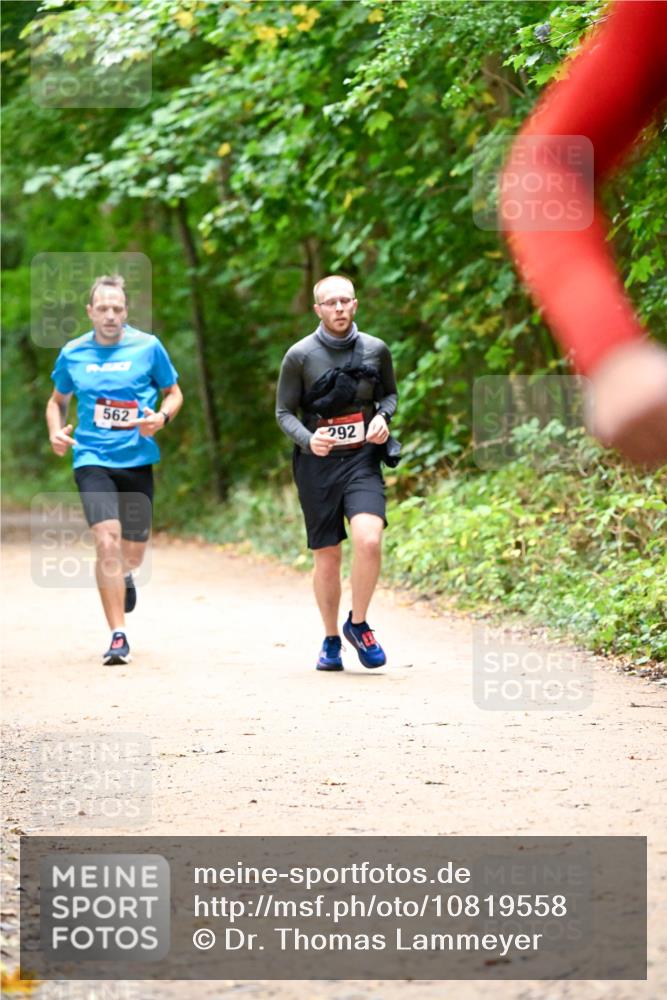 11.10.2026 - Bramfelder Halbmarathon 2026 Dr. Thomas Lammeyer http://msf.ph/oto/10819558 11.10.2026 10:14:08 Laufen 562, 292 meine-sportfotos.de