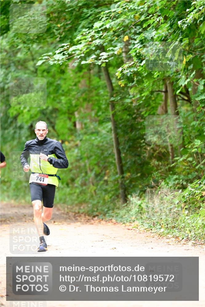 11.10.2026 - Bramfelder Halbmarathon 2026 Dr. Thomas Lammeyer http://msf.ph/oto/10819572 11.10.2026 10:14:15 Laufen 741 meine-sportfotos.de