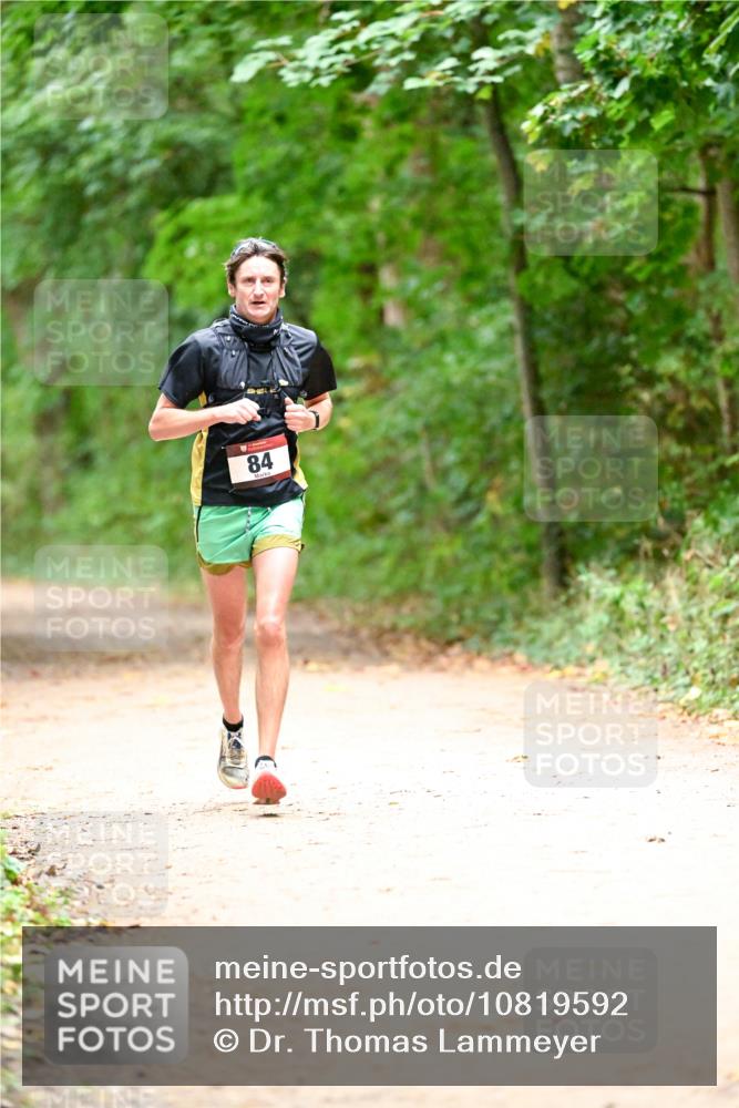 11.10.2026 - Bramfelder Halbmarathon 2026 Dr. Thomas Lammeyer http://msf.ph/oto/10819592 11.10.2026 10:14:19 Laufen 84 meine-sportfotos.de