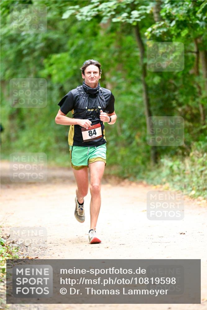 11.10.2026 - Bramfelder Halbmarathon 2026 Dr. Thomas Lammeyer http://msf.ph/oto/10819598 11.10.2026 10:14:19 Laufen 84 meine-sportfotos.de