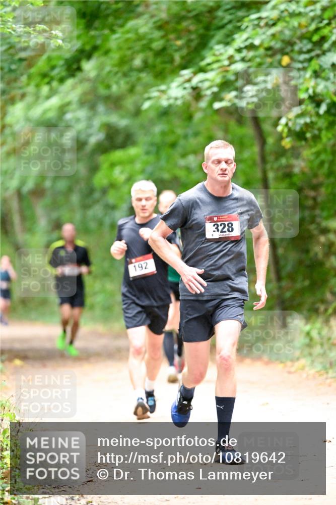 11.10.2026 - Bramfelder Halbmarathon 2026 Dr. Thomas Lammeyer http://msf.ph/oto/10819642 11.10.2026 10:14:31 Laufen 192, 328 meine-sportfotos.de
