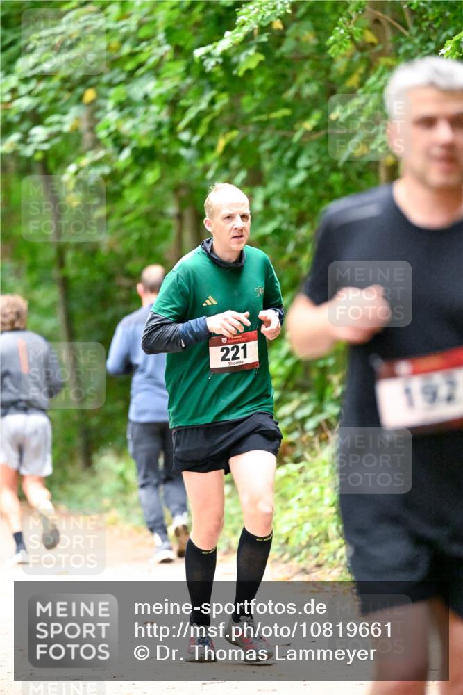 11.10.2026 - Bramfelder Halbmarathon 2026 Dr. Thomas Lammeyer http://msf.ph/oto/10819661 11.10.2026 10:14:35 Laufen 221, 192 meine-sportfotos.de