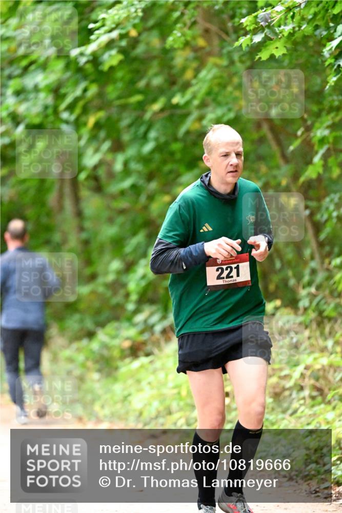 11.10.2026 - Bramfelder Halbmarathon 2026 Dr. Thomas Lammeyer http://msf.ph/oto/10819666 11.10.2026 10:14:36 Laufen 221 meine-sportfotos.de