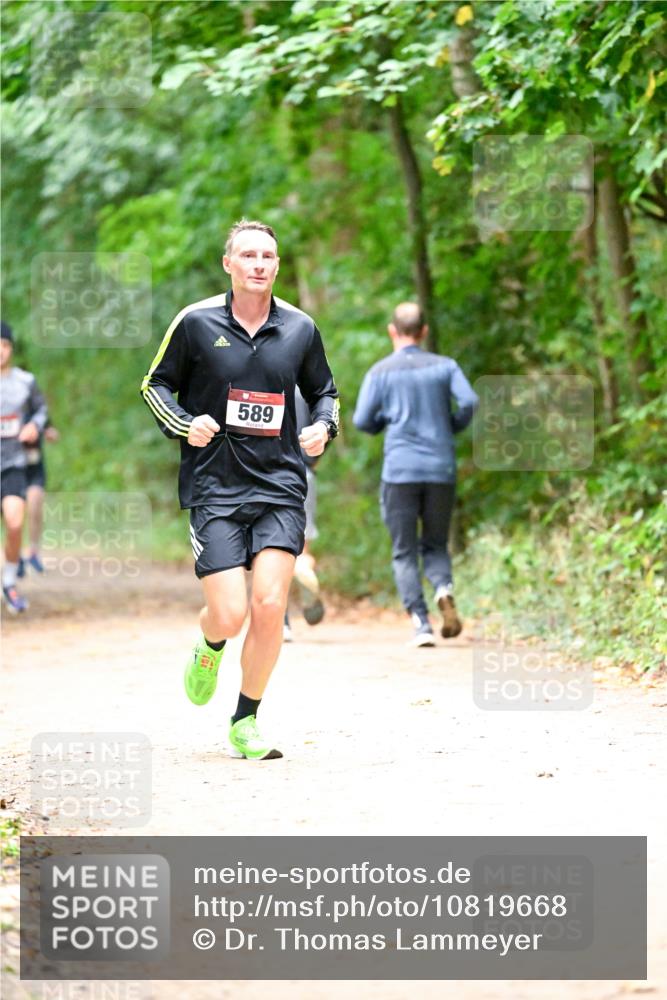 11.10.2026 - Bramfelder Halbmarathon 2026 Dr. Thomas Lammeyer http://msf.ph/oto/10819668 11.10.2026 10:14:37 Laufen 589 meine-sportfotos.de