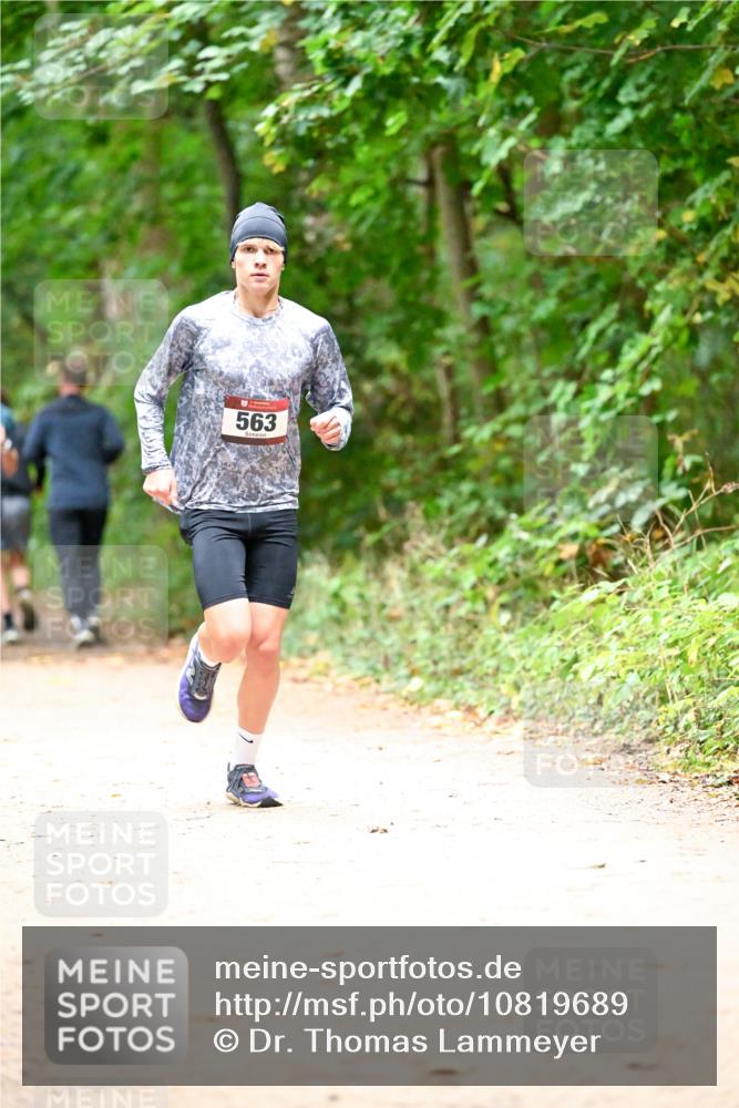 11.10.2026 - Bramfelder Halbmarathon 2026 Dr. Thomas Lammeyer http://msf.ph/oto/10819689 11.10.2026 10:14:41 Laufen 563 meine-sportfotos.de