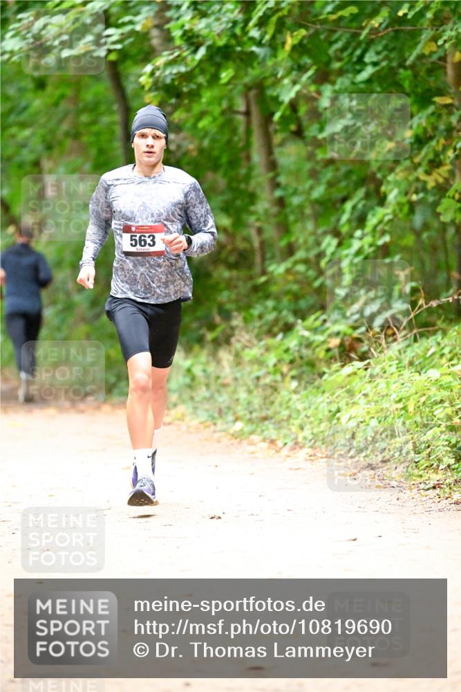 11.10.2026 - Bramfelder Halbmarathon 2026 Dr. Thomas Lammeyer http://msf.ph/oto/10819690 11.10.2026 10:14:41 Laufen 563 meine-sportfotos.de