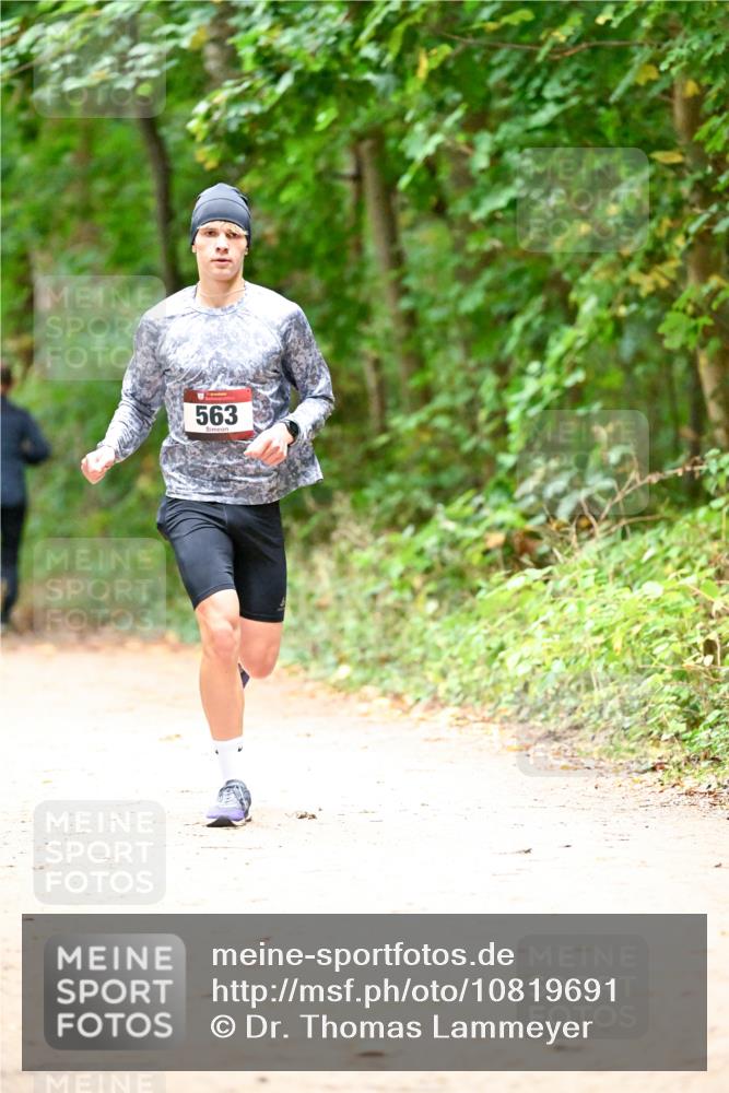 11.10.2026 - Bramfelder Halbmarathon 2026 Dr. Thomas Lammeyer http://msf.ph/oto/10819691 11.10.2026 10:14:41 Laufen 563 meine-sportfotos.de