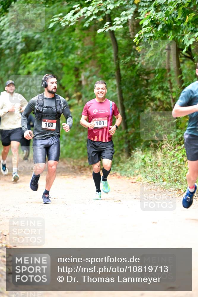 11.10.2026 - Bramfelder Halbmarathon 2026 Dr. Thomas Lammeyer http://msf.ph/oto/10819713 11.10.2026 10:14:45 Laufen 102, 101 meine-sportfotos.de