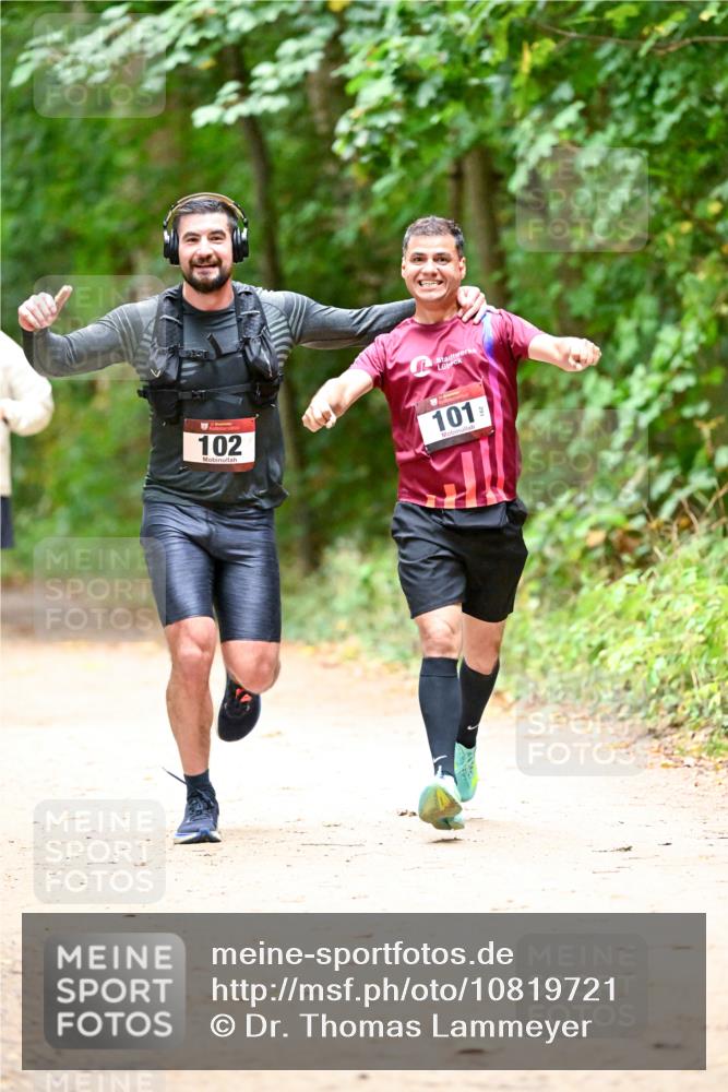 11.10.2026 - Bramfelder Halbmarathon 2026 Dr. Thomas Lammeyer http://msf.ph/oto/10819721 11.10.2026 10:14:47 Laufen 72, 102, 101 meine-sportfotos.de