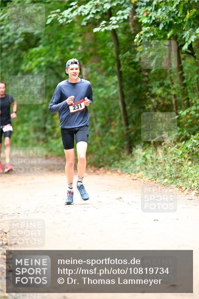 11.10.2026 - Bramfelder Halbmarathon 2026 Dr. Thomas Lammeyer http://msf.ph/oto/10819734 11.10.2026 10:14:53 Laufen 231 meine-sportfotos.de