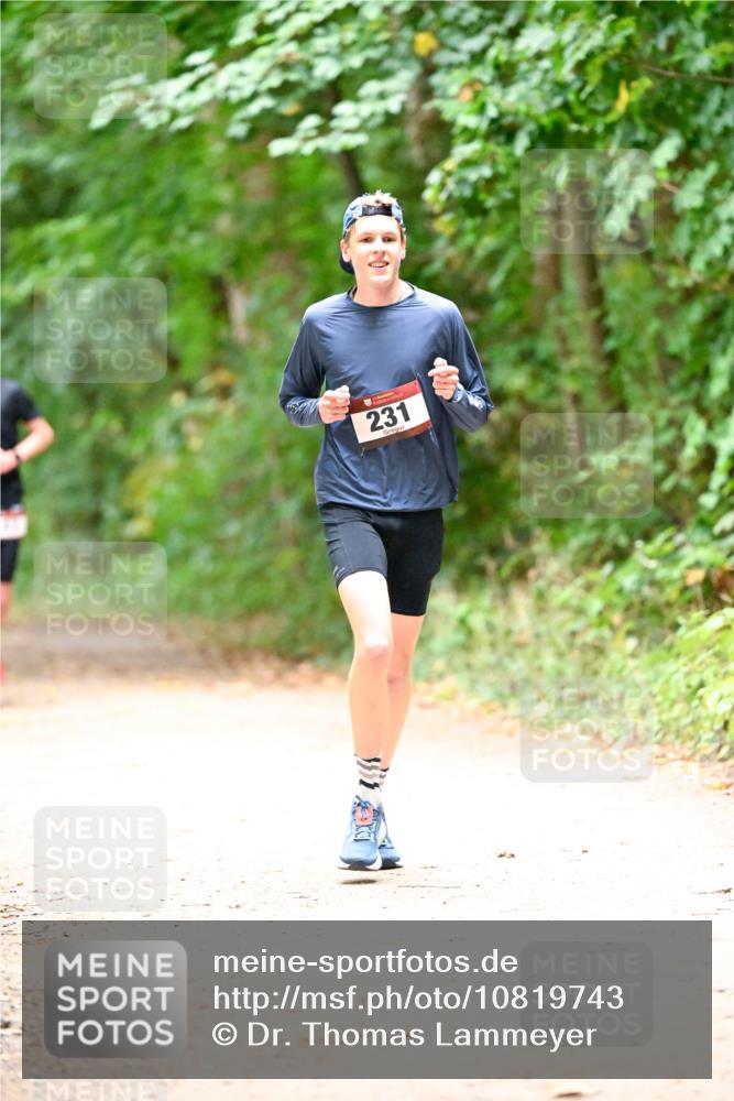 11.10.2026 - Bramfelder Halbmarathon 2026 Dr. Thomas Lammeyer http://msf.ph/oto/10819743 11.10.2026 10:14:54 Laufen 231 meine-sportfotos.de