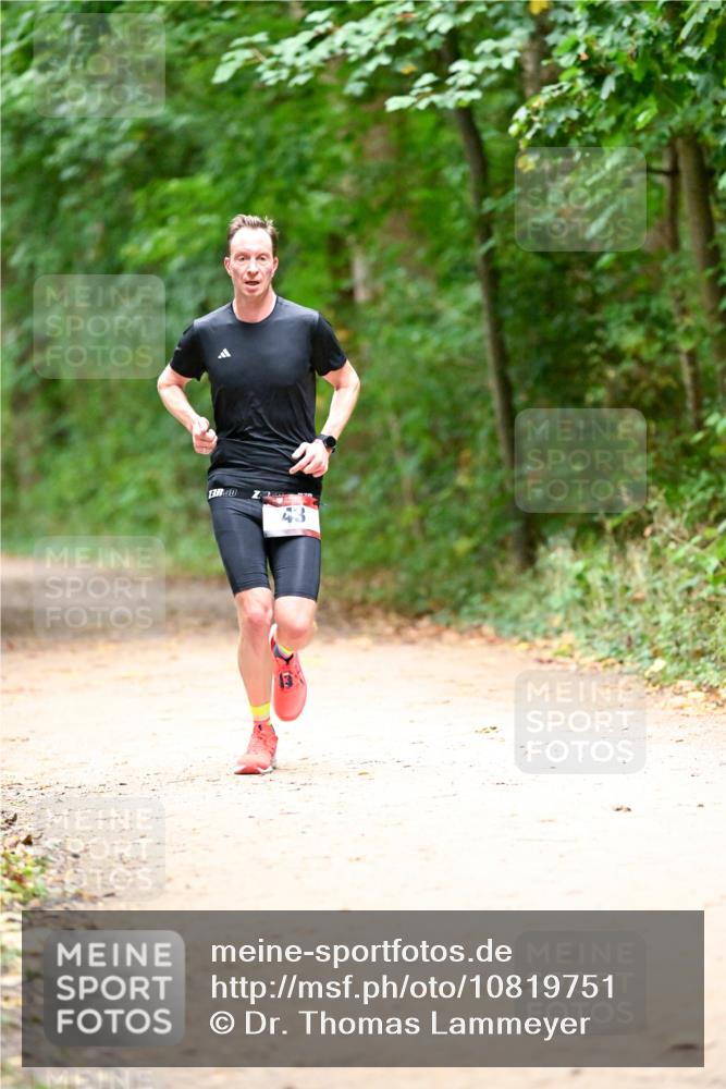 11.10.2026 - Bramfelder Halbmarathon 2026 Dr. Thomas Lammeyer http://msf.ph/oto/10819751 11.10.2026 10:14:57 Laufen 13840 meine-sportfotos.de